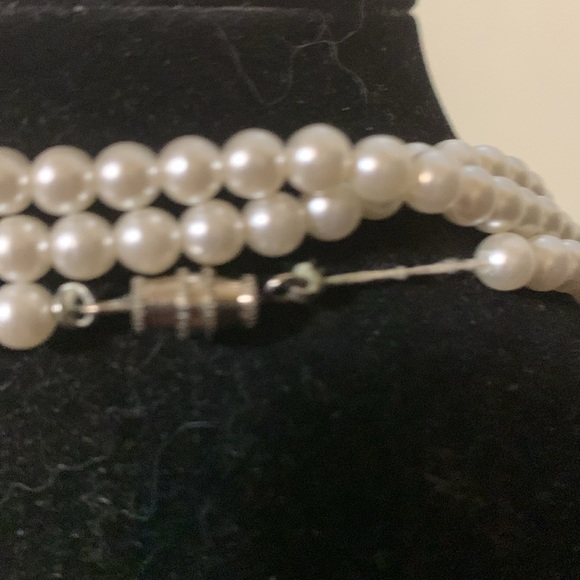 Faux pearls necklace 52” - Picture 6 of 6